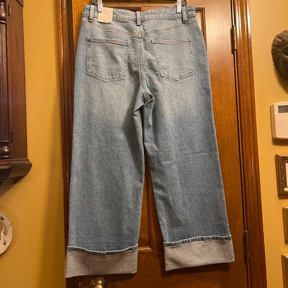 NWT Talbots Brand Straight Ankle Cuff Jeans.  Size 10. - Picture 5 of 12